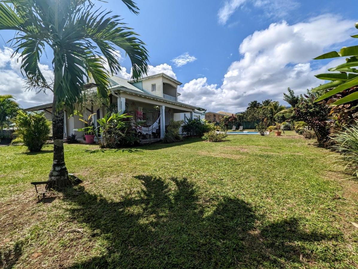 Villa Oneway, Piscine Privee, Classee 3 Etoiles Sainte-Rose Exteriör bild